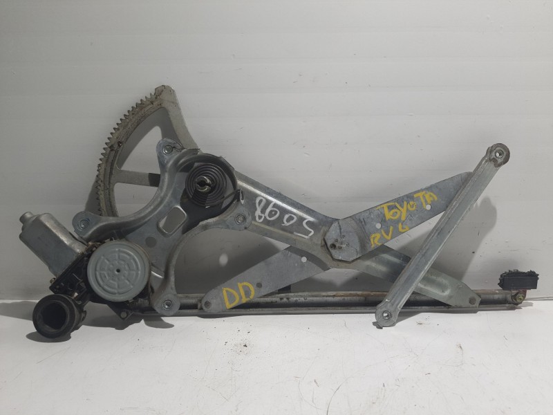 Recambio de elevalunas delantero derecho para toyota rav 4 (a2) referencia OEM IAM 08571042070  