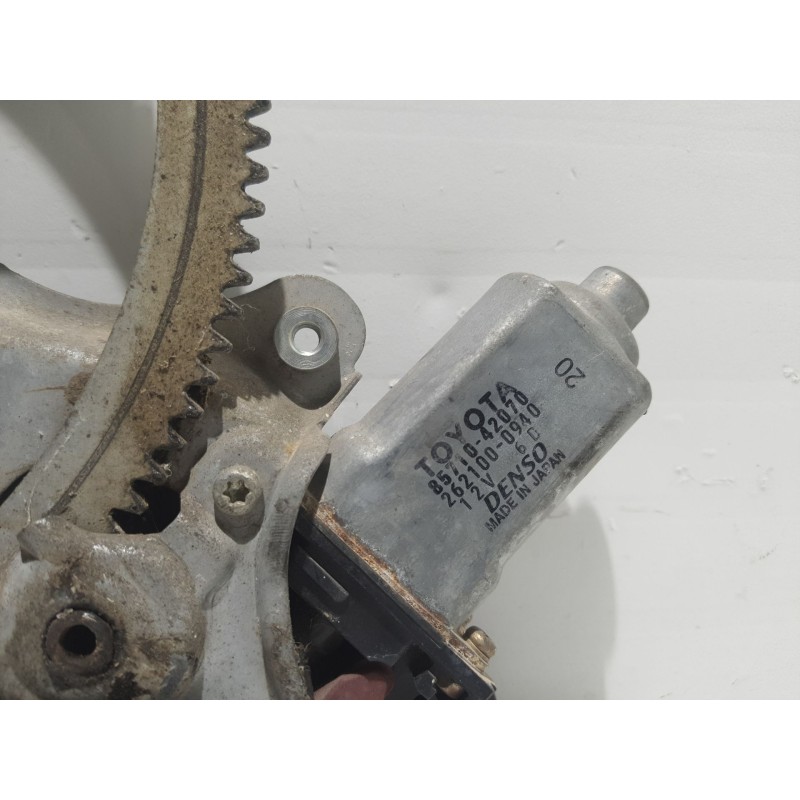 Recambio de elevalunas delantero derecho para toyota rav 4 (a2) referencia OEM IAM 08571042070  