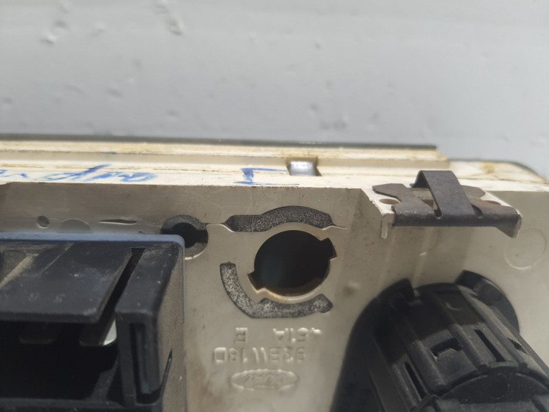 Recambio de mando calefaccion / aire acondicionado para ford mondeo berlina/familiar (fd) referencia OEM IAM 93BW18D451A   Recambio de mando calefaccion / aire acondicionado para ford mondeo berlina/familiar (fd) referencia OEM IAM 93BW18D451A