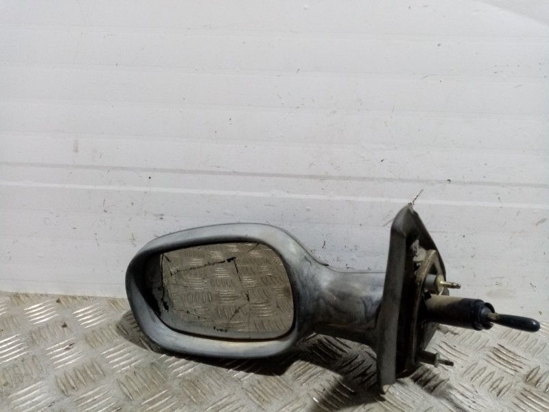 Recambio de retrovisor izquierdo para renault megane i fase 2 berlina (ba0) referencia OEM IAM 0  