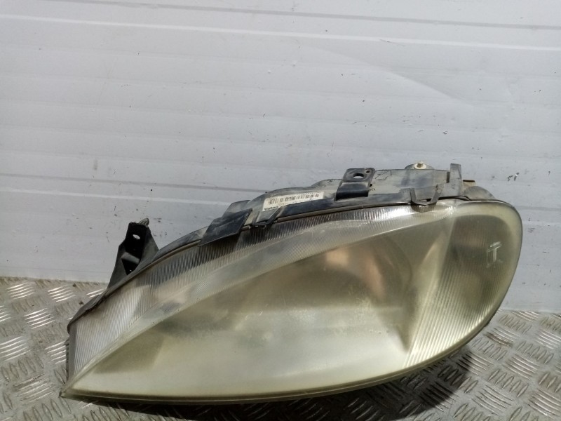 Recambio de faro izquierdo para renault megane i fase 2 berlina (ba0) referencia OEM IAM 0  