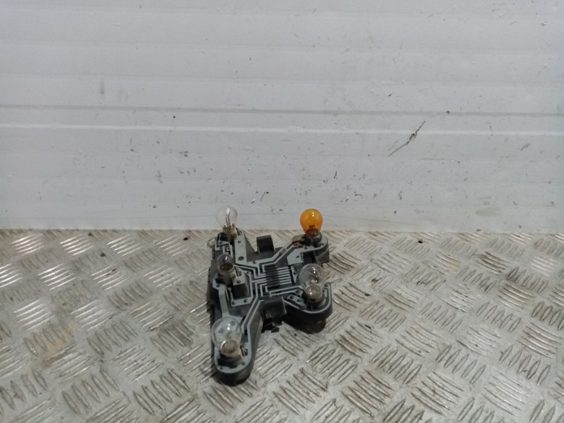 Recambio de portalamparas para renault megane i fase 2 berlina (ba0) referencia OEM IAM 0  