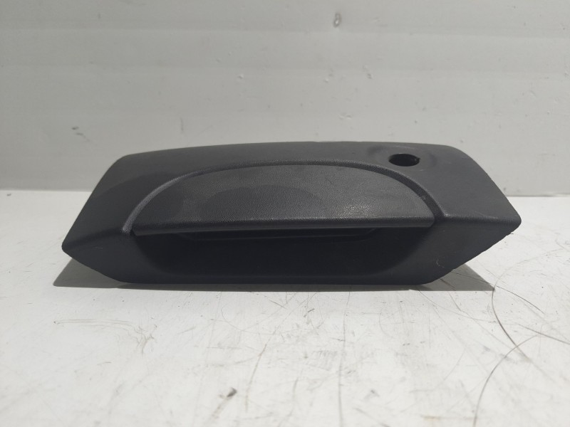 Recambio de maneta exterior porton para renault kangoo (f/kc0) privilege referencia OEM IAM 7700303588  