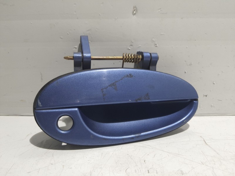 Recambio de maneta exterior delantera derecha para daewoo tacuma se referencia OEM IAM 1445631  