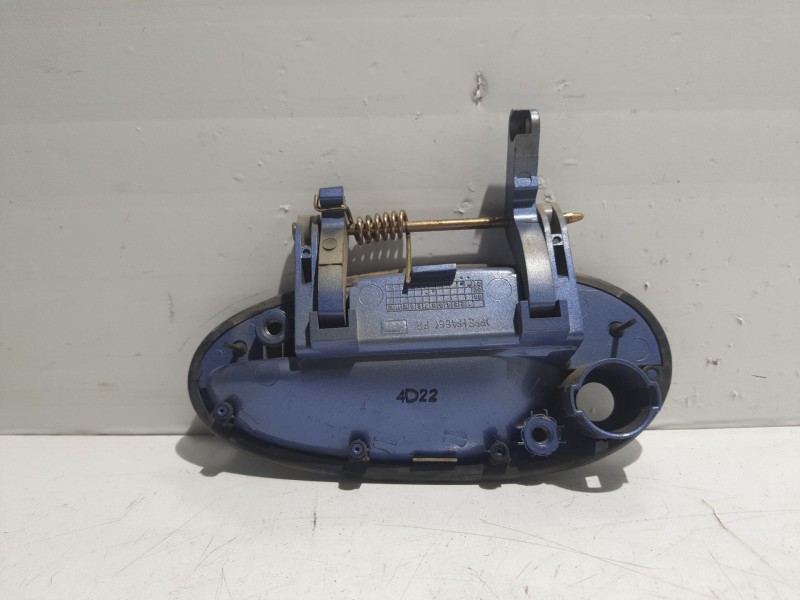 Recambio de maneta exterior delantera derecha para daewoo tacuma se referencia OEM IAM 1445631  