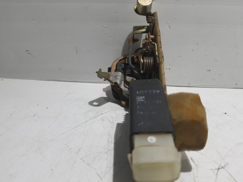 Recambio de cerradura puerta trasera derecha para saab 9-3 berlina referencia OEM IAM 605329  