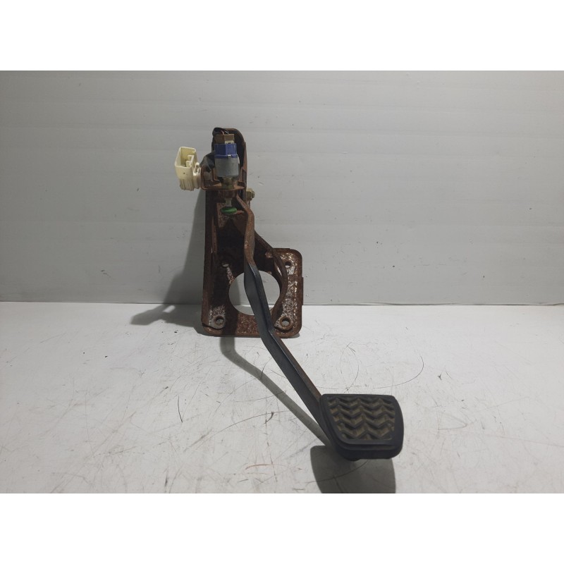 Recambio de pedal freno para toyota rav 4 (a2) referencia OEM IAM 2039903  