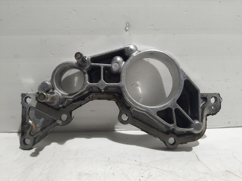 Recambio de soporte para mercedes sprinter 02.00  furg. distrib. carga referencia OEM IAM A6110160006  