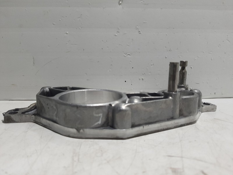 Recambio de soporte para mercedes sprinter 02.00  furg. distrib. carga referencia OEM IAM A6110160006  