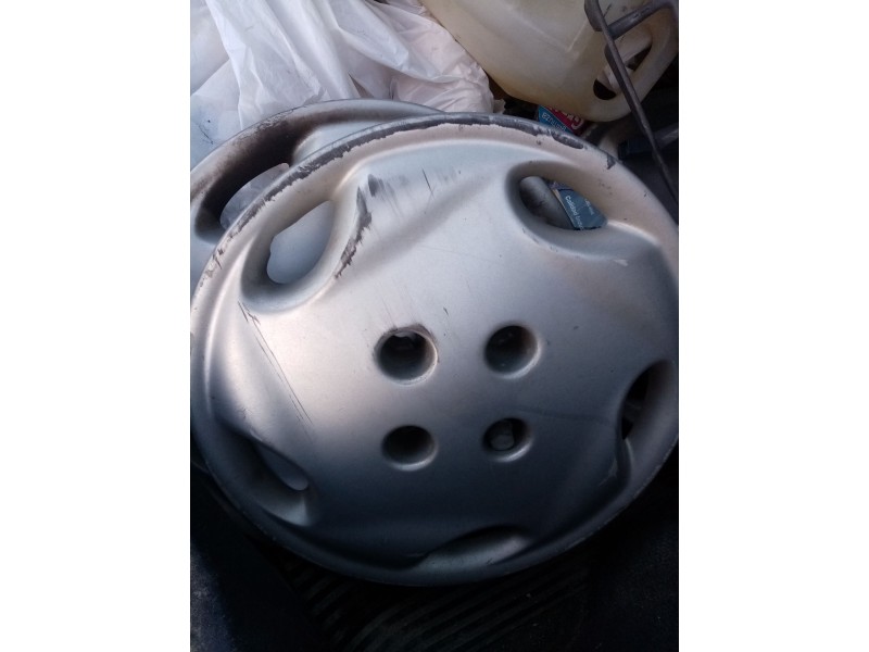 Recambio de tapacubos para citroen xsara picasso referencia OEM IAM 0  