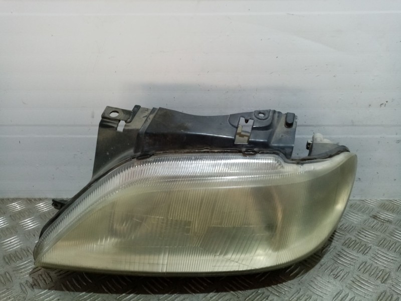 Recambio de faro izquierdo para citroen xsara picasso referencia OEM IAM 0  