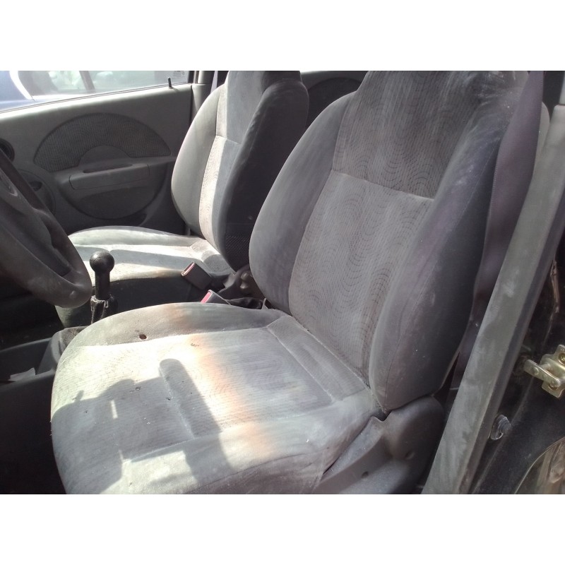 daewoo kalos del año 2004