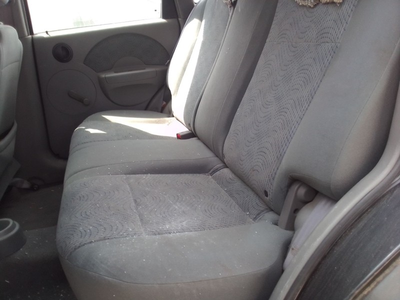 daewoo kalos del año 2004