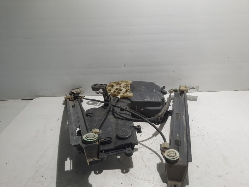 Recambio de elevalunas delantero derecho para seat leon (1p1) reference referencia OEM IAM 1P0837462A  