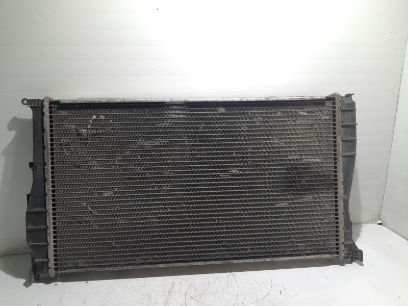 Recambio de radiador agua para bmw serie 3 berlina (e90) 320d referencia OEM IAM 779744904  5484279