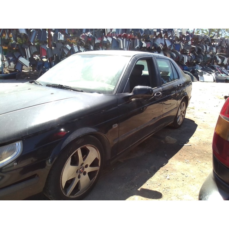 saab 9-5 berlina del año 2001