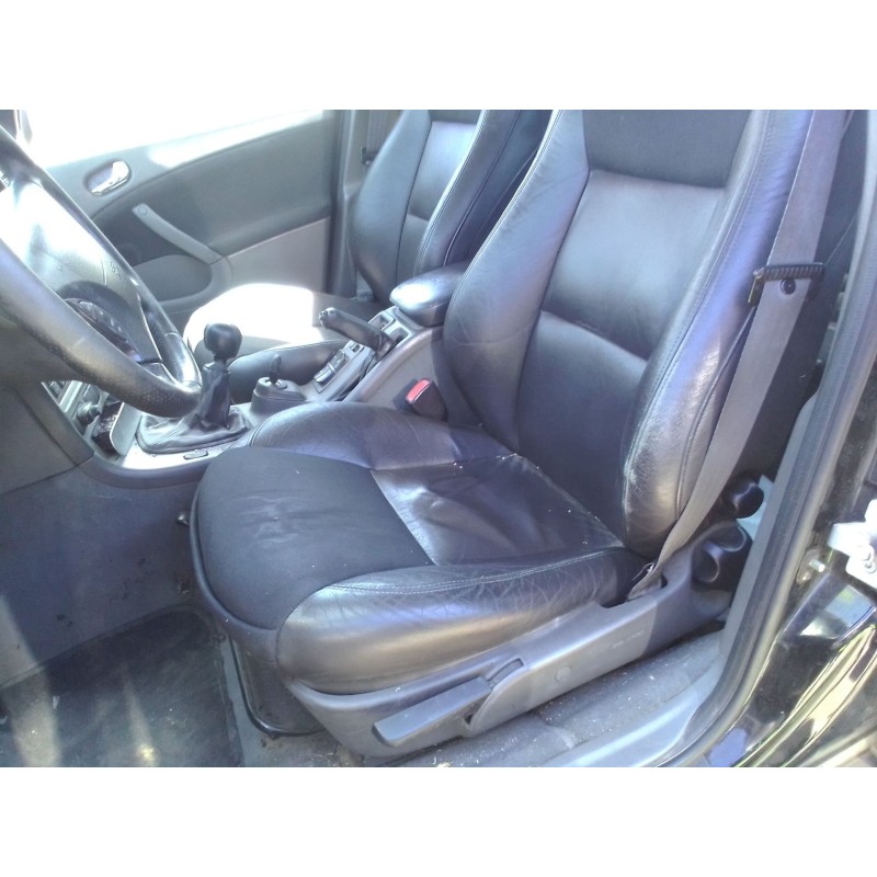 saab 9-5 berlina del año 2001