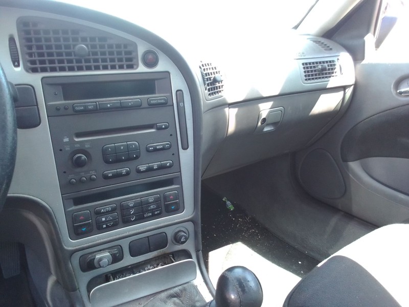 saab 9-5 berlina del año 2001