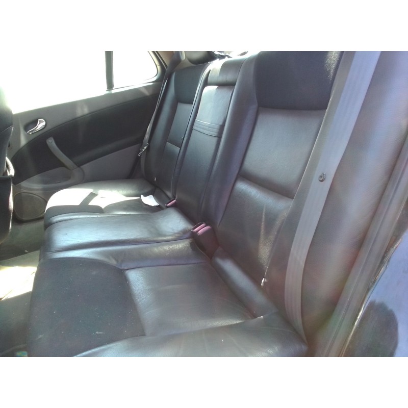 saab 9-5 berlina del año 2001