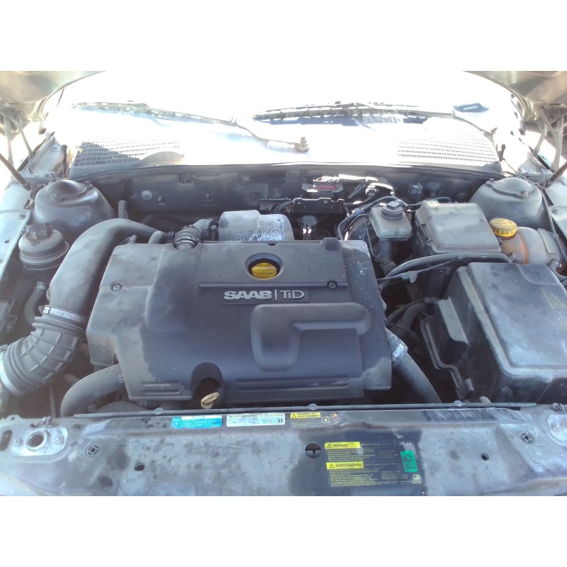 saab 9-5 berlina del año 2001