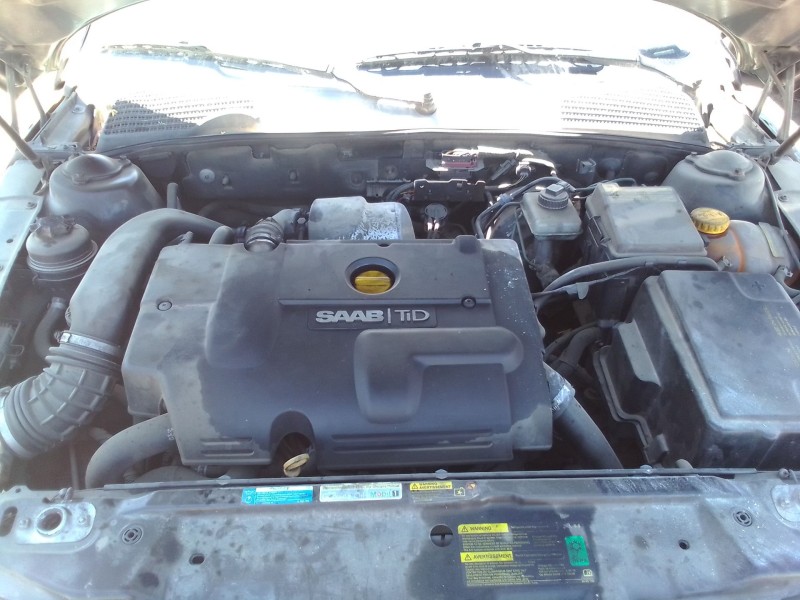 saab 9-5 berlina del año 2001