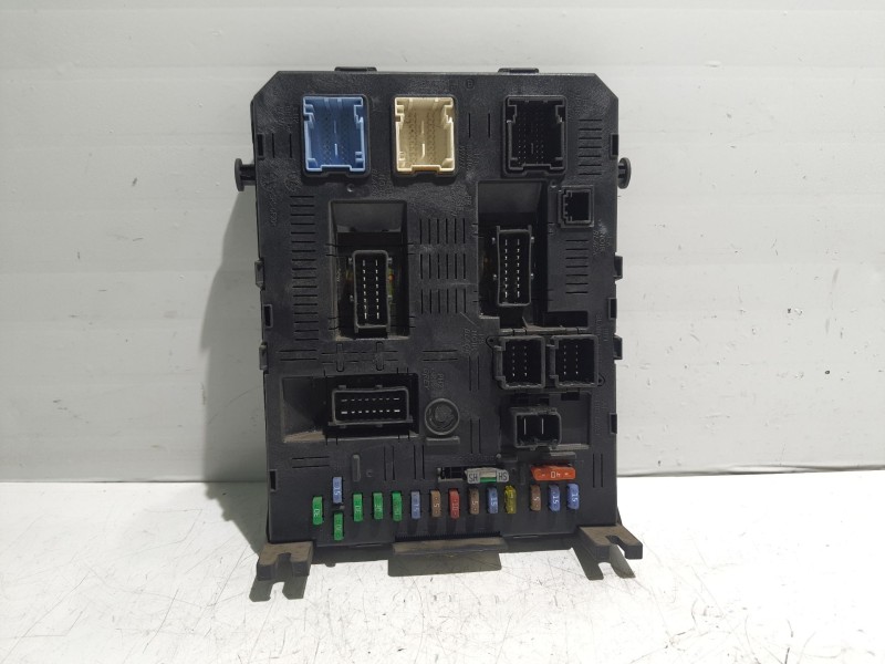 Recambio de centralita bsi para citroen c4 berlina referencia OEM IAM 216761594  