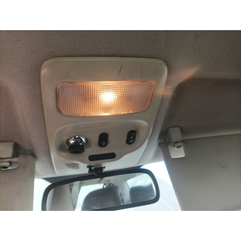 saab 9-5 berlina del año 2001