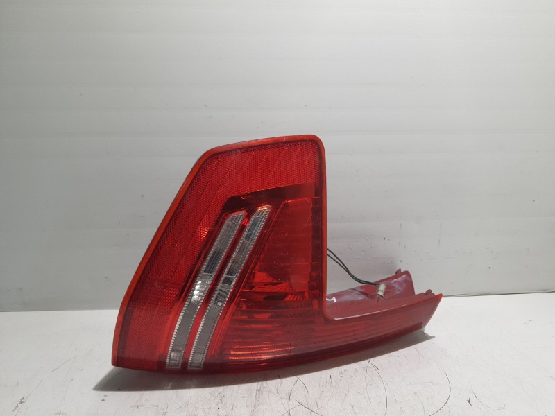 Recambio de piloto trasero izquierdo para citroen c4 berlina referencia OEM IAM 9655864080  