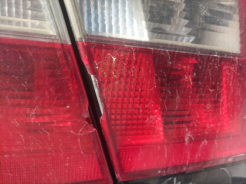 Recambio de piloto trasero izquierdo interior para saab 9-5 berlina referencia OEM IAM   