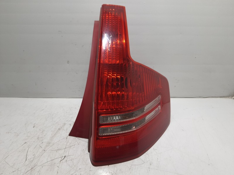 Recambio de piloto trasero derecho para citroen c4 berlina referencia OEM IAM 9655863980  