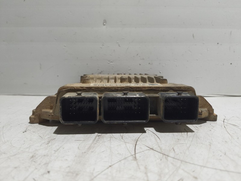 Recambio de centralita motor uce para ford fiesta (cbk) referencia OEM IAM 5WS40632A  