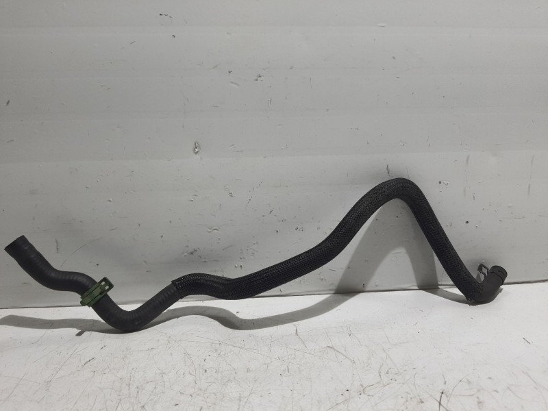 Recambio de manguito refrigeracion para renault laguna iii referencia OEM IAM 215150001R  