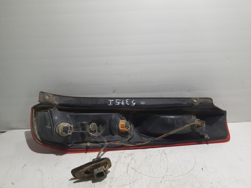 Recambio de piloto trasero izquierdo para ford fiesta (cbk) referencia OEM IAM 0  