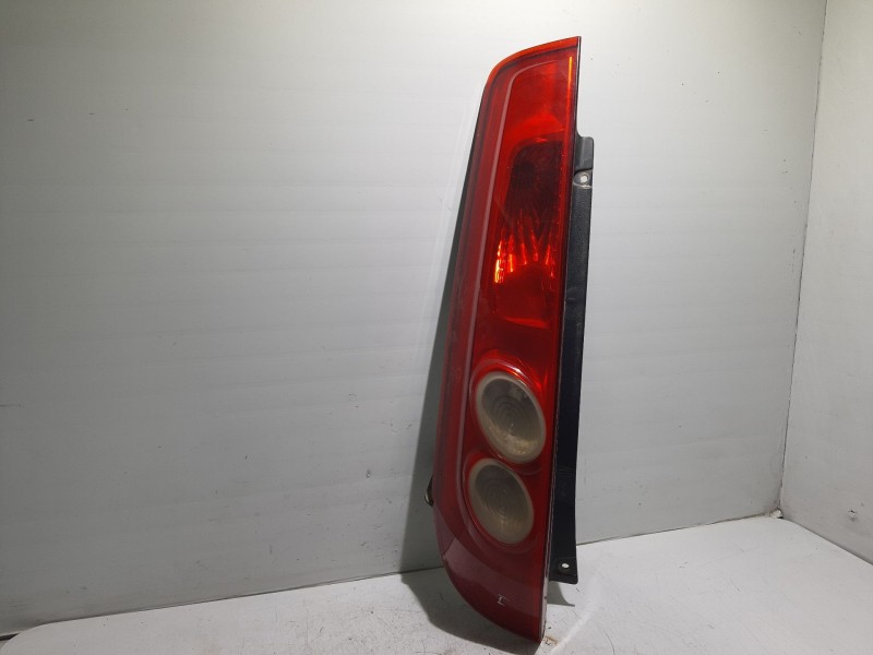 Recambio de piloto trasero izquierdo para ford fiesta (cbk) referencia OEM IAM 0  