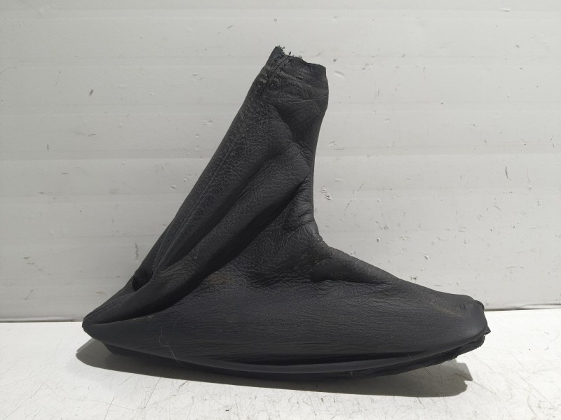 Recambio de guarnecido palanca freno mano para bmw serie 3 berlina (e46) referencia OEM IAM   