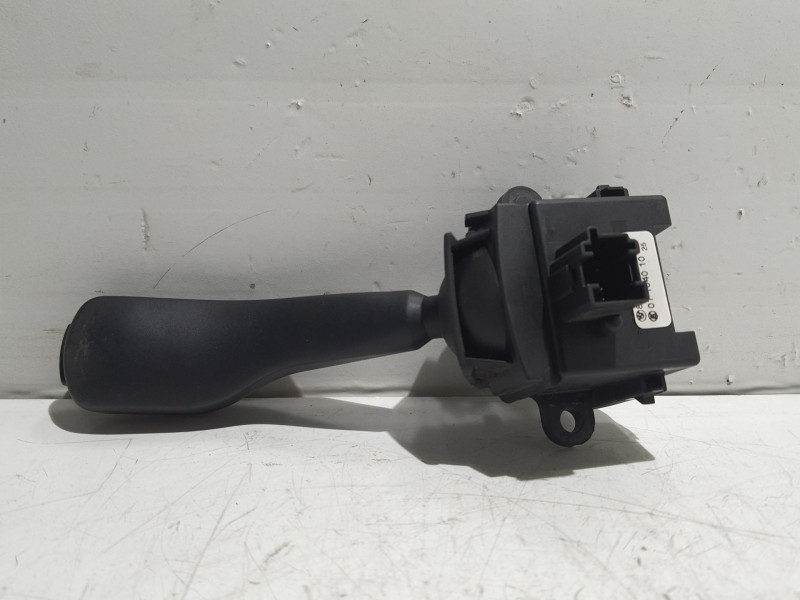 Recambio de mando intermitentes para bmw serie 3 berlina (e46) referencia OEM IAM 8363668 8363668M 01104010