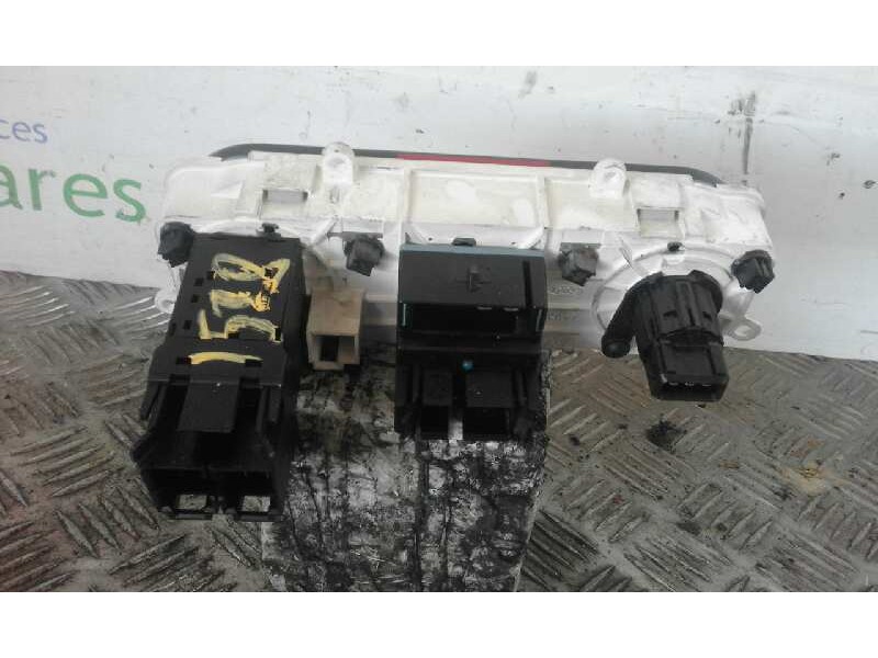 Recambio de mando calefaccion / aire acondicionado para ford mondeo berlina (gd) glx   |   08.96 - 12.97 | 1996 - 1997 | 131 cv 