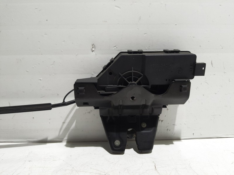 Recambio de cerradura maletero / porton para bmw serie 3 berlina (e46) referencia OEM IAM 8196401  