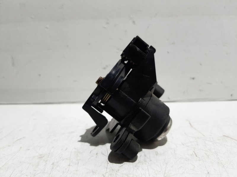 Recambio de bombin porton trasero para bmw serie 3 berlina (e46) referencia OEM IAM   