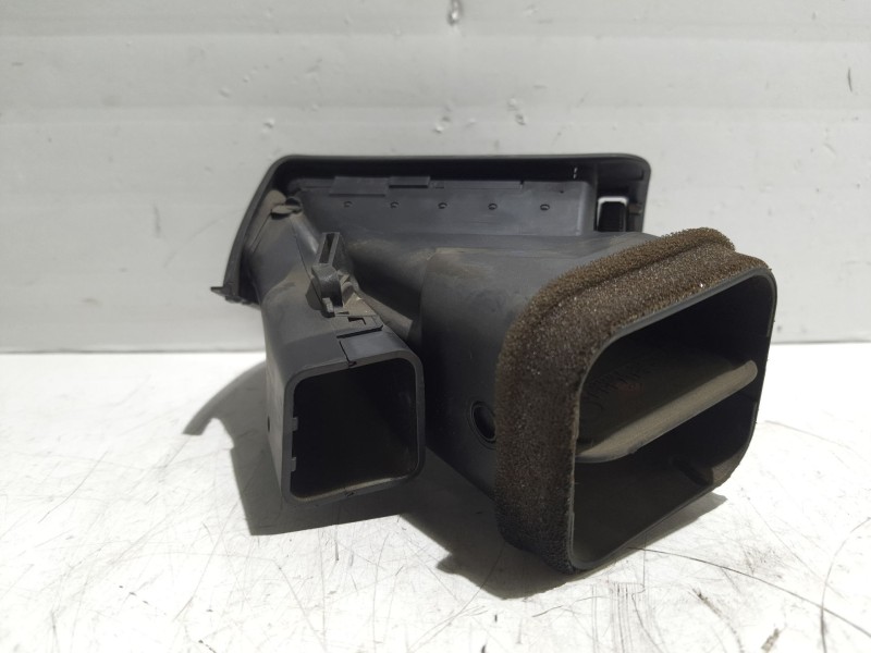 Recambio de aireador calefaccion para bmw serie 3 berlina (e46) referencia OEM IAM 64228361898  