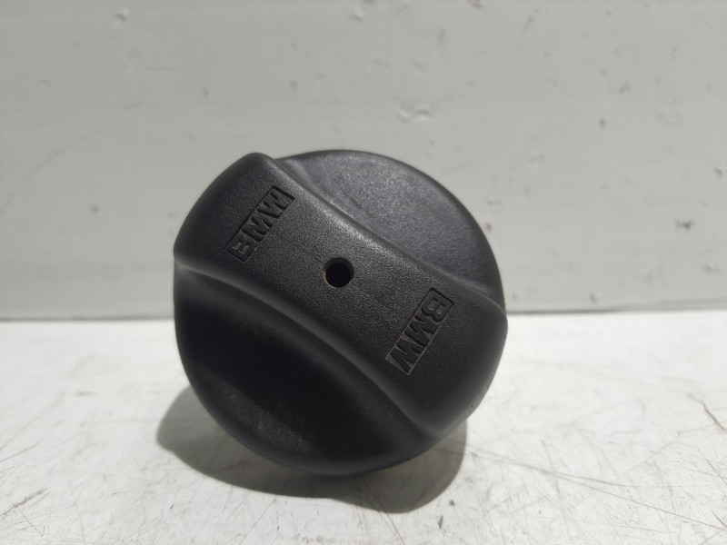 Recambio de tapon combustible para bmw serie 3 berlina (e46) referencia OEM IAM 0  