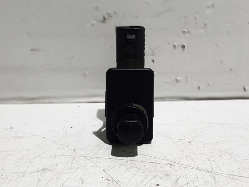 Recambio de interruptor para bmw serie 3 berlina (e46) referencia OEM IAM 8352229  