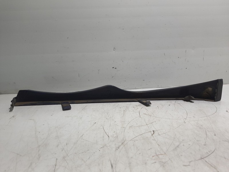 Recambio de moldura bajo faro derecho para bmw serie 3 berlina (e46) referencia OEM IAM BM074602  