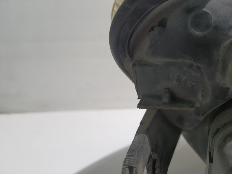 Recambio de faro izquierdo para peugeot 206 berlina referencia OEM IAM 9640559580  