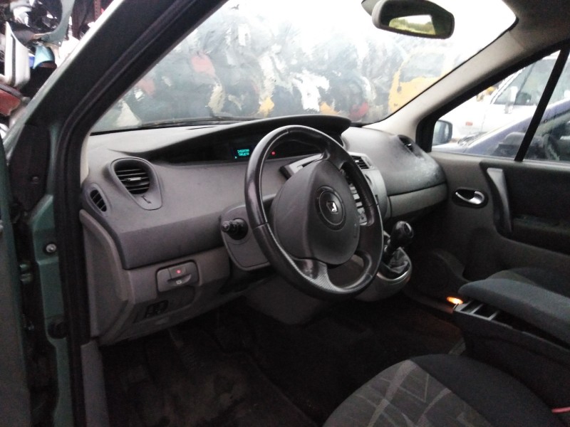 renault scenic ii del año 2004