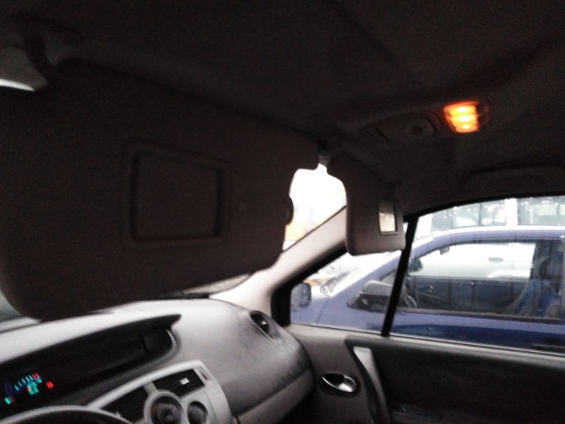 renault scenic ii del año 2004