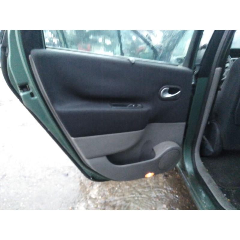 renault scenic ii del año 2004