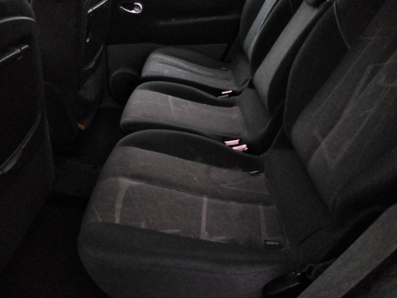 renault scenic ii del año 2004