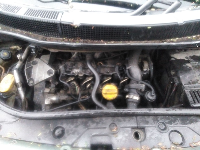 renault scenic ii del año 2004