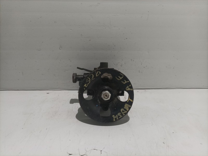 Recambio de bomba direccion para hyundai santa fe crdi referencia OEM IAM 5710026300  